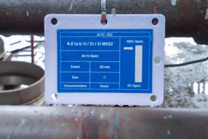 Valve tags, link to Pipe Marking product